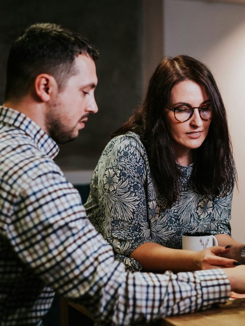 Ein Team im Gespräch